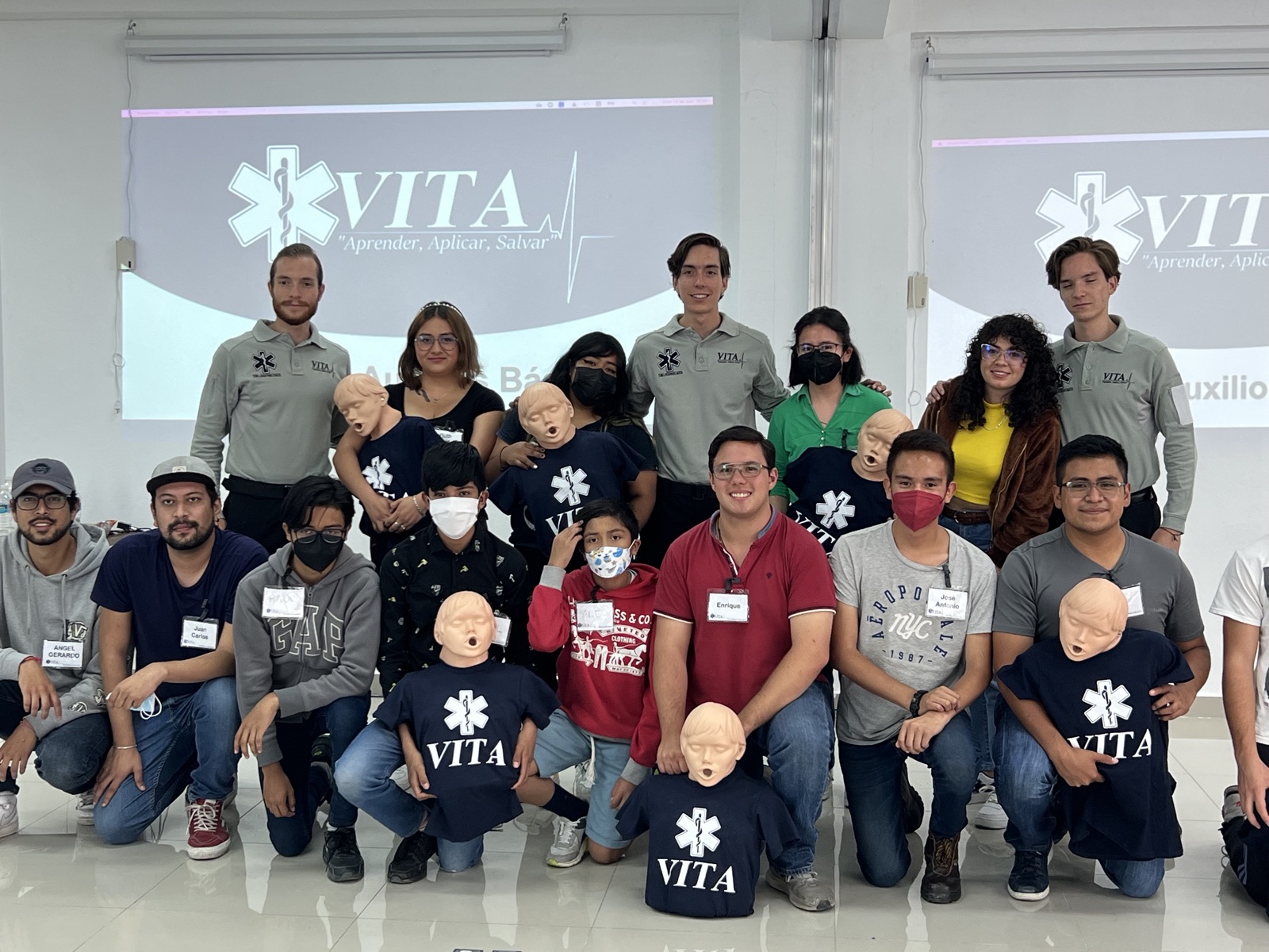 Curso con universitarios